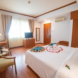 https://oscar-saigon.hotelsvungtau.com