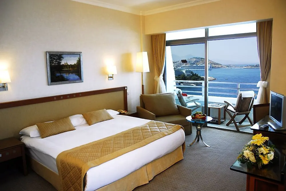 Korumar Hotel Deluxe Kusadasi Resort