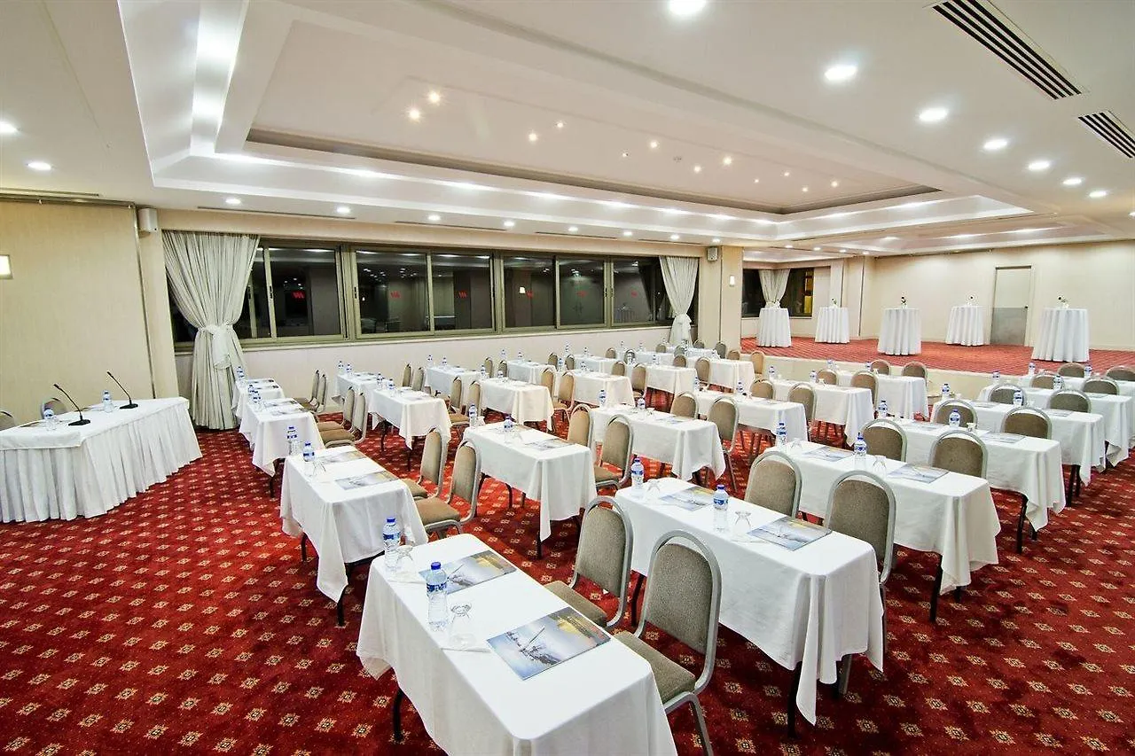 Korumar Hotel Deluxe Kusadasi Resort