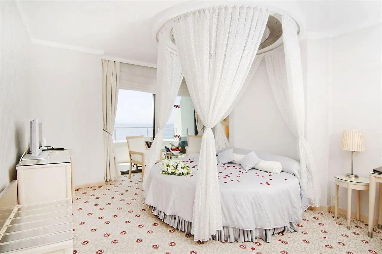 Korumar Hotel Deluxe Kusadasi Resort